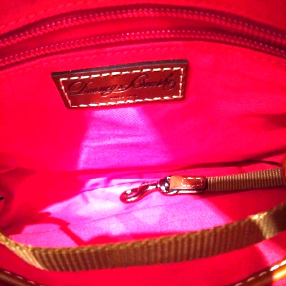 Dooney and Bourke purse!๐ฅฐ๐๐๐๐ - Picture 3 of 6